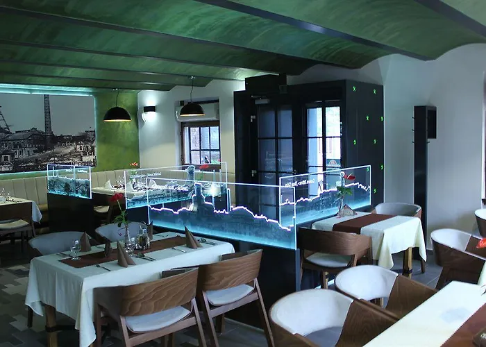 Отель Maria Острава