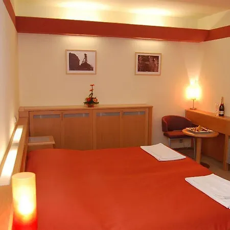Maria Hotel