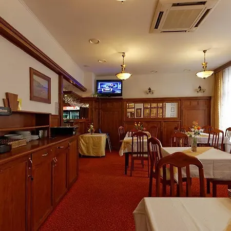 Hotel Maria 3*