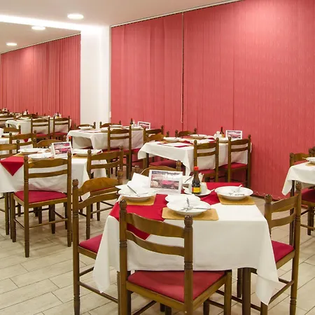 Maria Hotel 3*